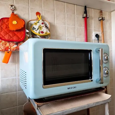 Grazioso Nel Centro Storico Di 公寓 *