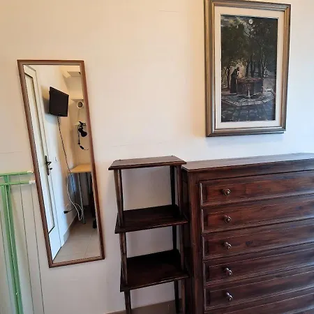 Grazioso Nel Centro Storico Di Appartement Sienne